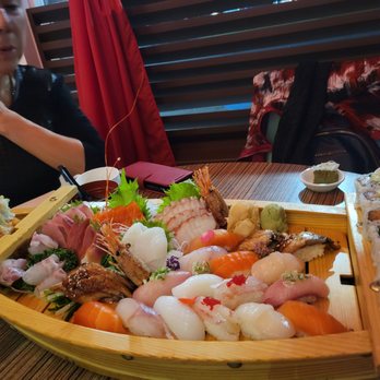 Hachi - Sushi Bars Near Me - Chalfont, Pennsylvania Hachi - Sushi Bars Near Me - Chalfont, Pennsylvania