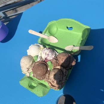 Love Creamery Lincoln Park - Ice Cream & Frozen Yogurt Near Me - Duluth, Minnesota Love Creamery Lincoln Park - Ice Cream & Frozen Yogurt Near Me - Duluth, Minnesota