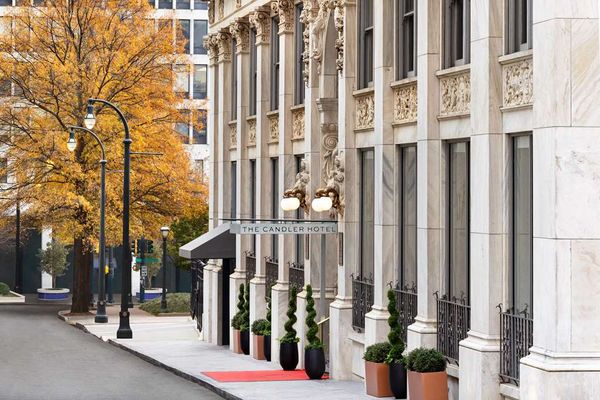 The Candler Hotel Atlanta, Curio Collection by Hilton by null