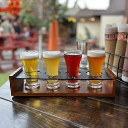 Brat Haus - Beer flight