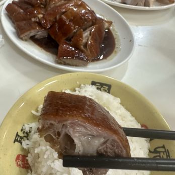 再興燒臘飯店 - Roast goose - Cantonese Near Me - Hong Kong, HK