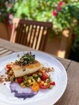 Governor Bradford Restaurant by null
