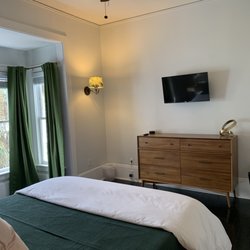 The Foxtail Estate - Robinson Room