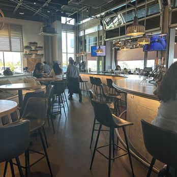 Kitchen Social - Bar area - New American Near Me - Dublin, Ohio Kitchen Social - Bar area - New American Near Me - Dublin, Ohio