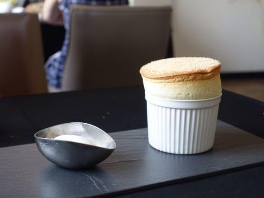 Monsieur L Restaurant by null