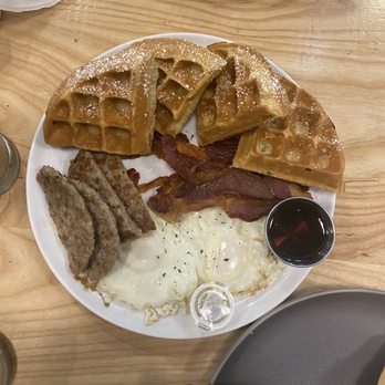 Buzz & Bites - Katy - Waffle Platter - Coffee & Tea Near Me - Katy, Texas