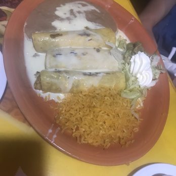 Ole’s Guacamoles - Enchiladas Blancas with chicken - Mexican Near Me - Asheville, North Carolina Ole’s Guacamoles - Enchiladas Blancas with chicken - Mexican Near Me - Asheville, North Carolina