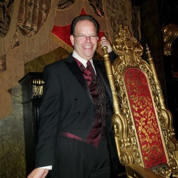 Mystique Dining - Steve, host, butler and server all rolled into one! - Dinner Theater Near Me - Folsom, California