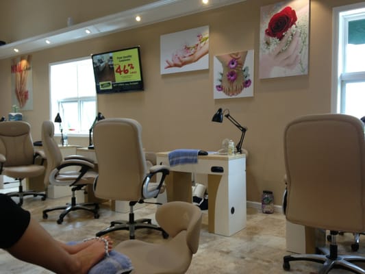 PRO NAILS - 16 Reviews - 488 Main St, Highlands, NC - Yelp