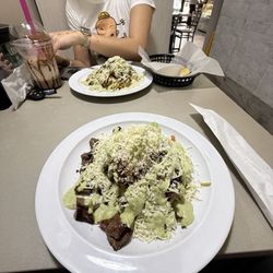 Sabor Venezolano - Kendall - Parrilla Mixta de Carne y Pollo