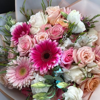 Floraltology - Floral Designers Near Me - Philadelphia, Pennsylvania Floraltology - Floral Designers Near Me - Philadelphia, Pennsylvania