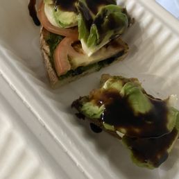 Avocado sandwich