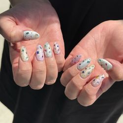 Lumi Nail Studio
