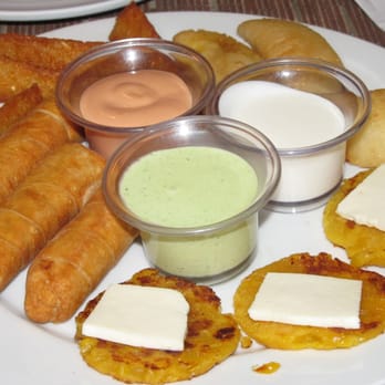 Arepas Cafe - mini platter - Venezuelan Near Me - Astoria, New York