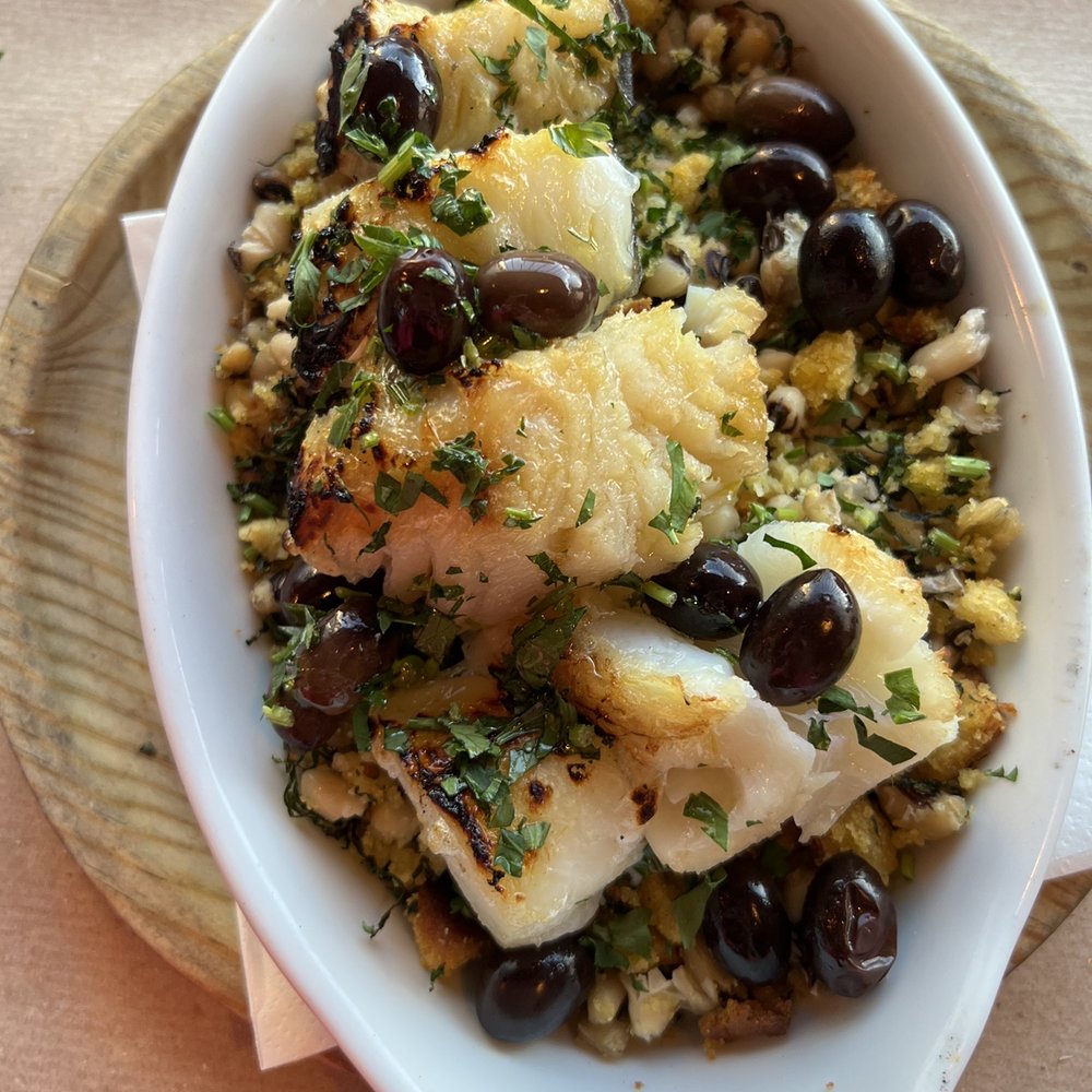 Chapitô à Mesa - Wonderful cod fish! - Portuguese Near Me - Lisbon, 11