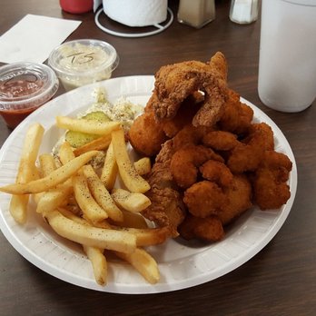 Exxon - Almost $15, not even worth it, everything tasted frozen.  Should have just gotten a hotdog. - Gas Stations Near Me - Maiden, North Carolina