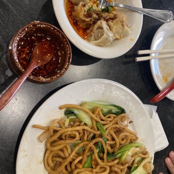 Dumpling Yo! - Seafood Fried Noodles - Dim Sum Near Me - Sacramento, California Dumpling Yo! - Seafood Fried Noodles - Dim Sum Near Me - Sacramento, California
