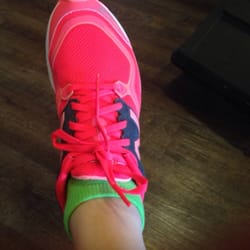 Stout's Footwear Greenwood - New balance running shoes(socks provided)