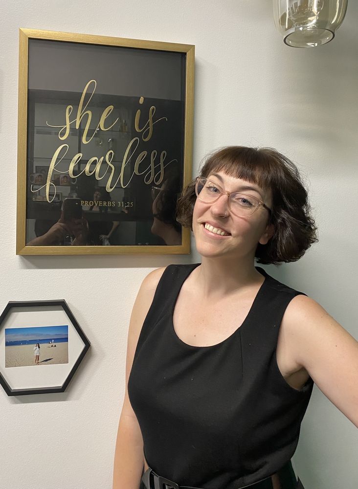 EMERALD SALON Updated August 2024 86 Photos 1917 Douglas Blvd