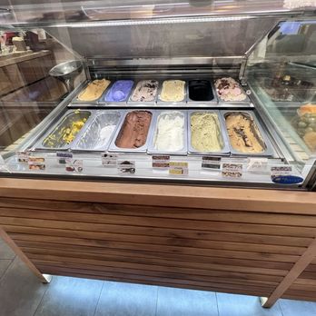 Roy de France - Gelato - Candy Stores Near Me - Miami, Florida