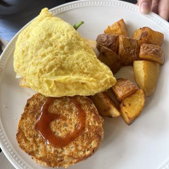 SixtyTwo MarcKet - Cheddar biscuit breakfast sandwich - New American Near Me - Wailuku, Hawaii