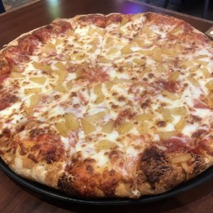 Photo of Barro's Pizza - Phoenix, AZ, United States. Extra Large Pizza with Pineapple