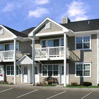 Summit Knolls Apartments & Townhomes - Private patio or balcony - Apartments Near Me - Webster, New York Summit Knolls Apartments & Townhomes - Private patio or balcony - Apartments Near Me - Webster, New York