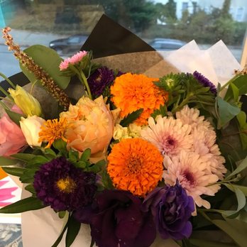 Iris + Emerson - Florists Near Me - San Francisco, California Iris + Emerson - Florists Near Me - San Francisco, California