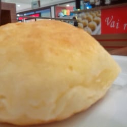 Café Gabel - Pão de queijo da casa.