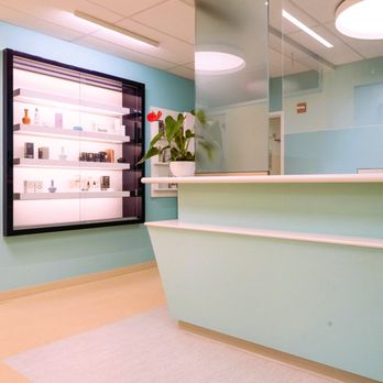Maral Skelsey, MD - Office Checkout Counter - Dermatologists Near Me - Chevy Chase, Maryland Maral Skelsey, MD - Office Checkout Counter - Dermatologists Near Me - Chevy Chase, Maryland