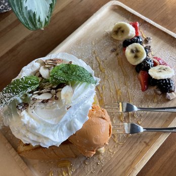 U :Dessert Story - Thai Tea Lava Toast - Desserts Near Me - Berkeley, California U :Dessert Story - Thai Tea Lava Toast - Desserts Near Me - Berkeley, California