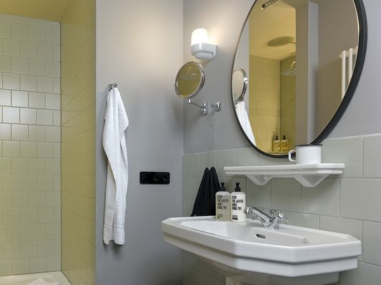 25hours Hotel Hamburg Altes Hafenamt by null