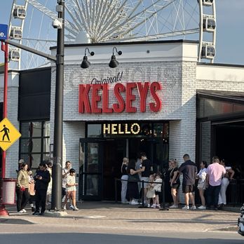 Kelsey's - Very clean place. Some of the area looks a little iffy. - American Near Me - Niagara Falls, Ontario