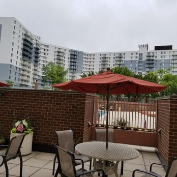McLean House Condominiums - To be near the pool and to not be near the pool - Condominiums Near Me - Mc Lean, Virginia McLean House Condominiums - To be near the pool and to not be near the pool - Condominiums Near Me - Mc Lean, Virginia