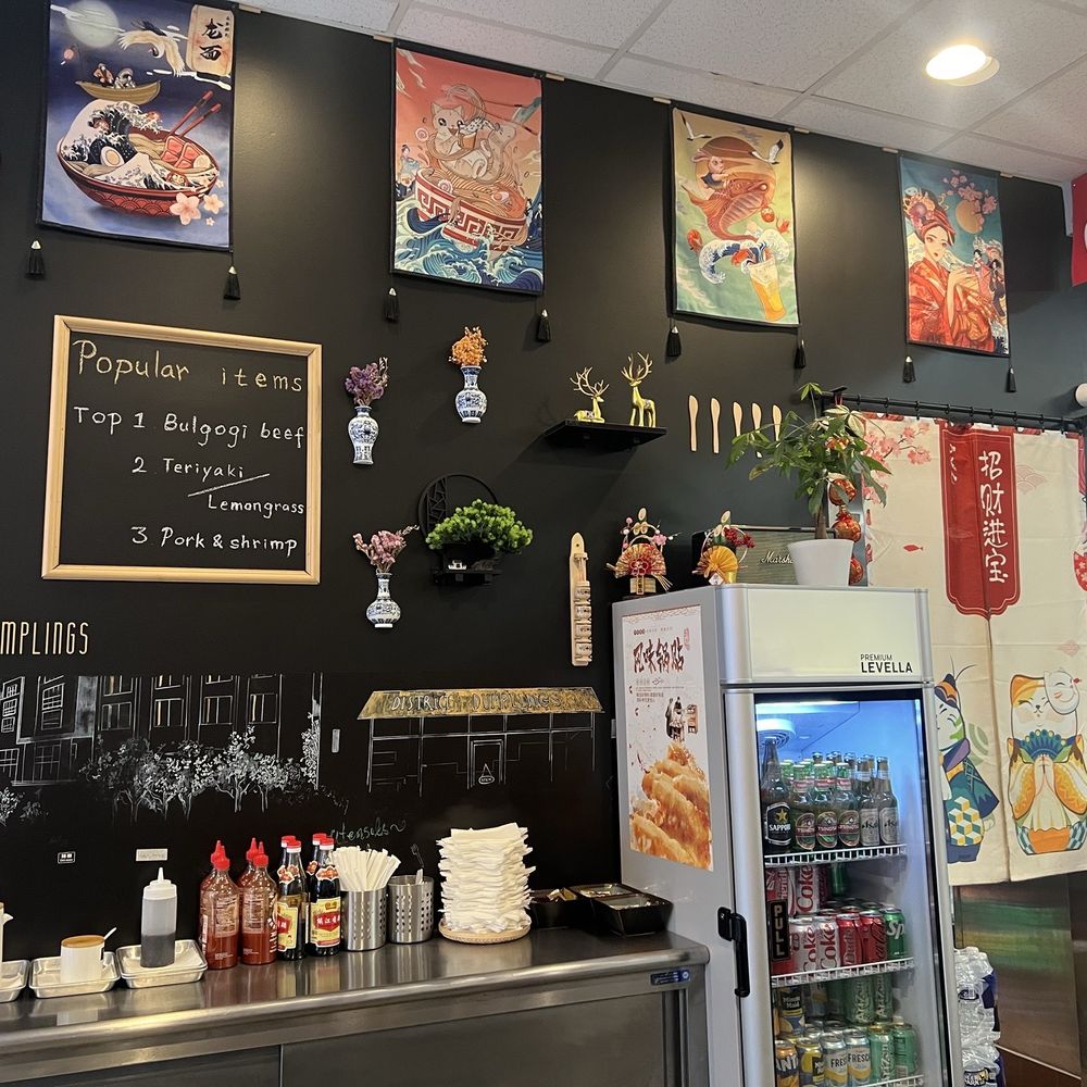 District Dumplings - interior - Asian Fusion Near Me - Fairfax, Virginia