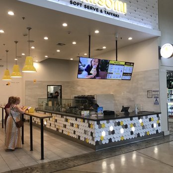Somisomi - Front - Ice Cream & Frozen Yogurt Near Me - Ontario, California Somisomi - Front - Ice Cream & Frozen Yogurt Near Me - Ontario, California
