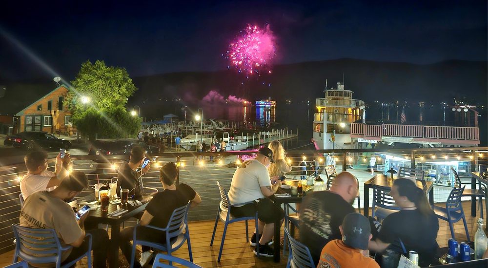 LIGHTHOUSE GRILL 2 Kurosaka Ln, Lake New York American