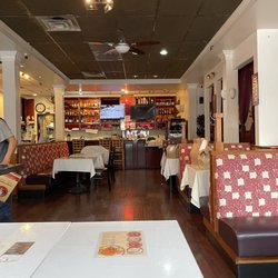 Siri Indian Cuisine - Interior