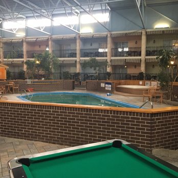 Ramada by Wyndham Fredericton - Billiard table, pool & hot tub in the back! - Hotels Near Me - Fredericton, New Brunswick