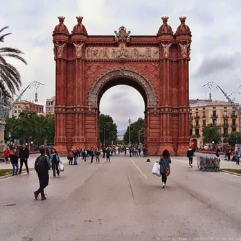 Arc de Triomf - Rotes Tor (05/2019) - Landmarks & Historical Buildings Near Me - Barcelona, B