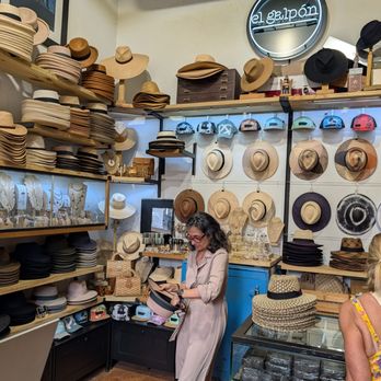 El Galpon - Arts & Crafts Near Me - San Juan, Puerto Rico