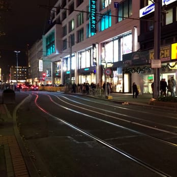 Primark 13 Photos Fashion Schadowstr 56 58 Stadtmitte Dusseldorf Nordrhein Westfalen Germany Phone Number Yelp