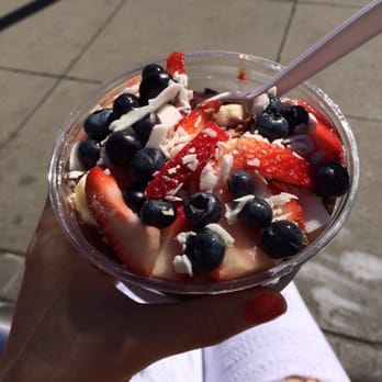 Bowl'D Acai - $10,38 for small bowl - Food Trucks Near Me - San Francisco, California