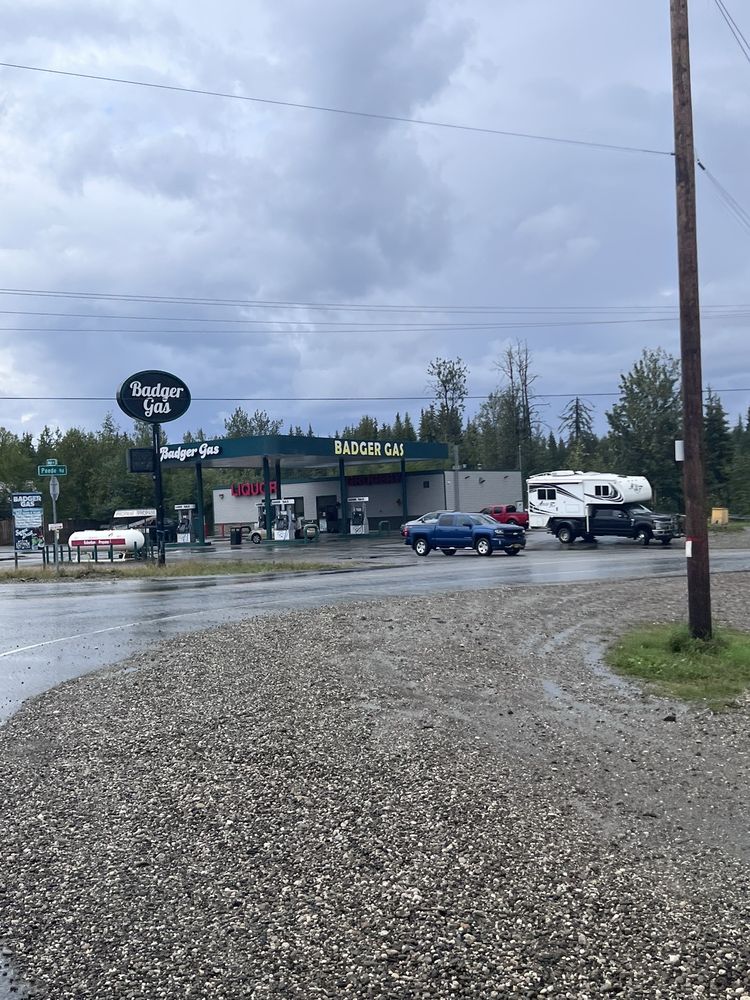 BADGER GAS Updated August 2024 2004 Badger Rd, North Pole, Alaska