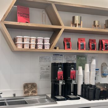 Radiator Coffee Salon - The counter - Coffee & Tea Near Me - San Francisco, California