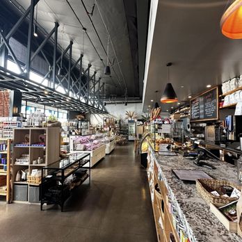 Zinqué - Market - French Near Me - Los Angeles, California Zinqué - Market - French Near Me - Los Angeles, California