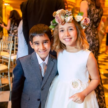 Flor Del Monte - Florists Near Me - Chicago, Illinois