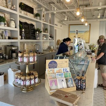 The Lighthouse Boutique Hotel - Breakfast counter - Cafes Near Me - Port Isabel, Texas The Lighthouse Boutique Hotel - Breakfast counter - Cafes Near Me - Port Isabel, Texas