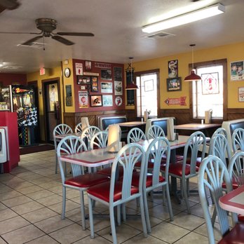 Cox Country Buffet - Dinning area - American Near Me - Webbers Falls, Oklahoma