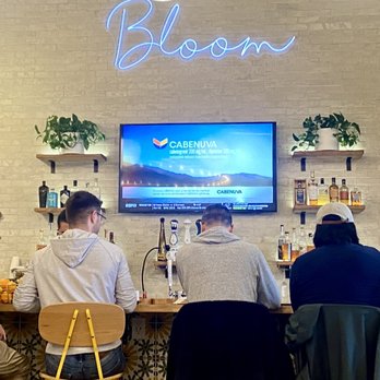 Bloom - Inside - American Near Me - Santa Clara, California
